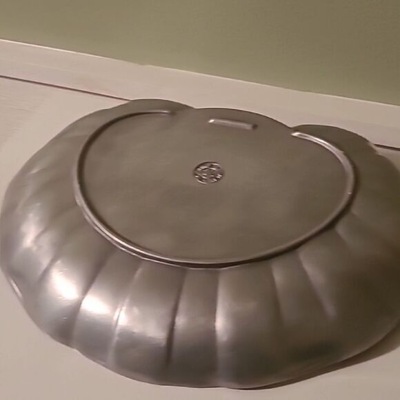 Vintage Wilton Armetale Chip and Dip Set - Picture 9 of 10